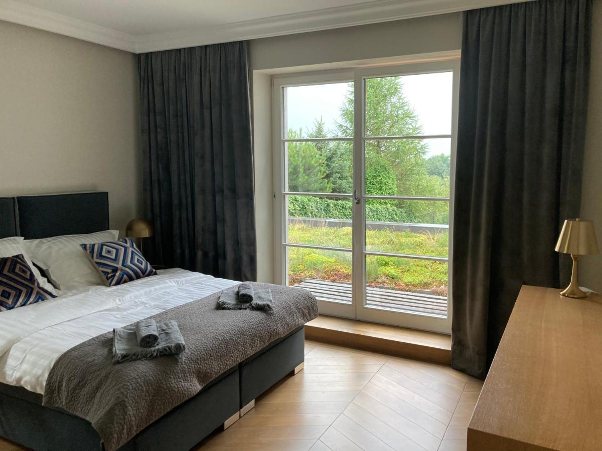 Krakow Green Hill Luxury Apartment Balice Dış mekan fotoğraf