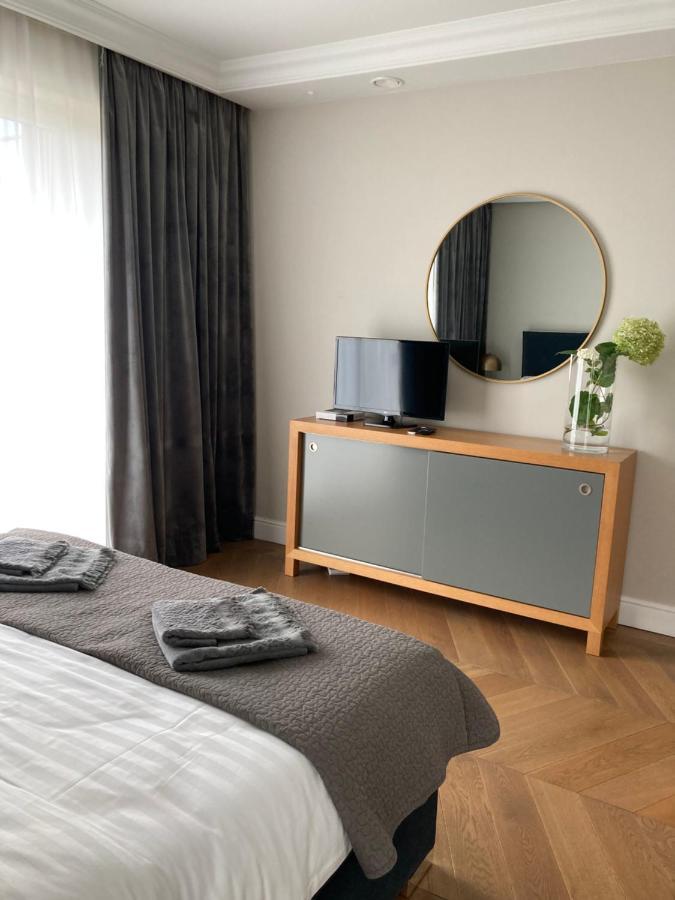 Krakow Green Hill Luxury Apartment Balice Dış mekan fotoğraf